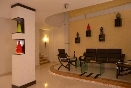 Aec Residency Hotel Alappuzha Bagian luar foto